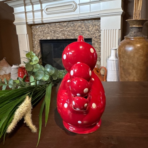 Temptations Red & White Polka Dots Rooster Chicken w/4 Measuring Spoons - Picture 4 of 7